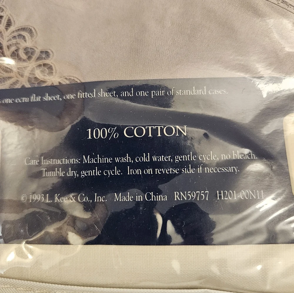 Vintage L Kee & Co Ivory Twin Size Flat Sheet Battenburg Lace Handmade Cotton